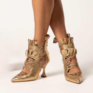 Women's Gold Pointed Toe Ruffle Lace-Up Vintage Shoes with Spool Heel